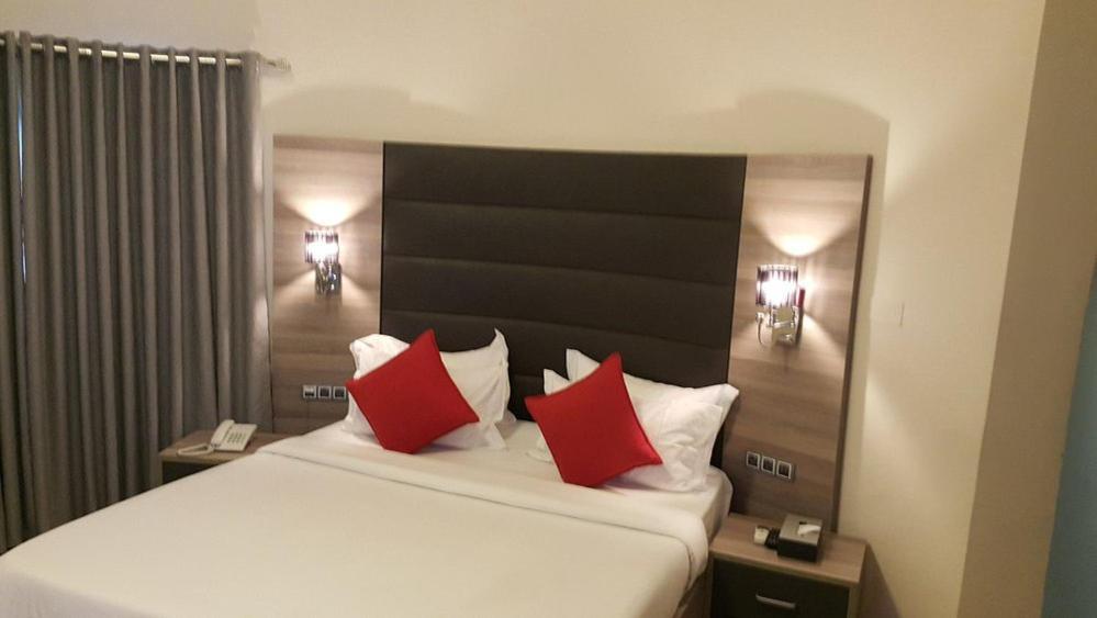 Scarlet Lodge Lagos Eksteriør billede